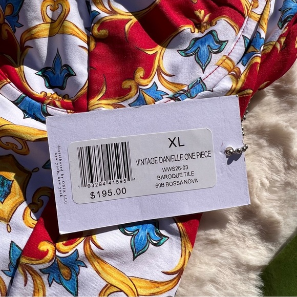 WeWoreWhat Vintage Danielle Belted One Piece Swimsuit - Picture 12 of 14